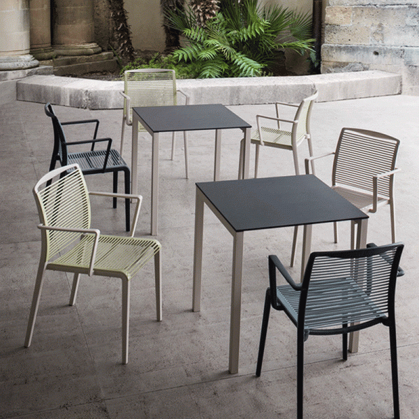 Mesa Claro de Labenze, Mesas italianas, mesas para hogar, mesas para exteriores, mesas para jardín y terrazas, mesas para cafeterías, mesas para restaurantes